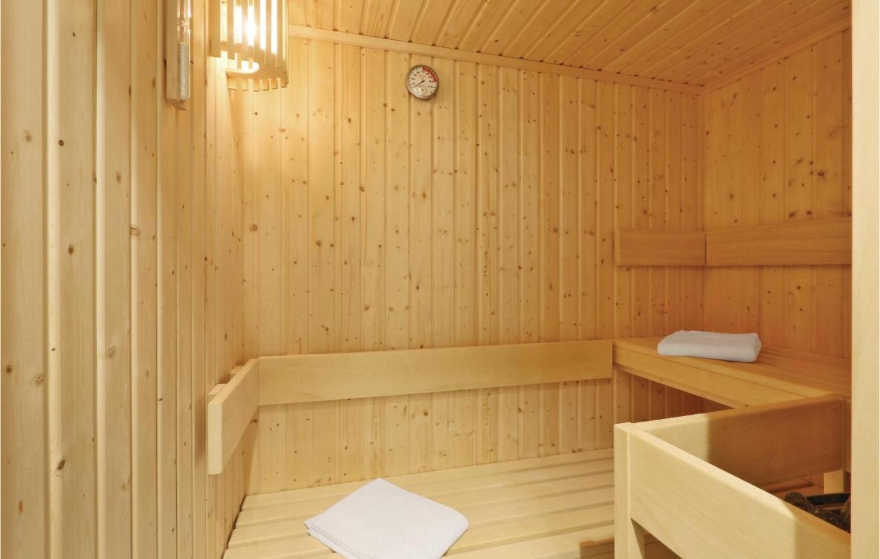Cozy Apartment In Luebeck Travemuende With Sauna Exterior photo